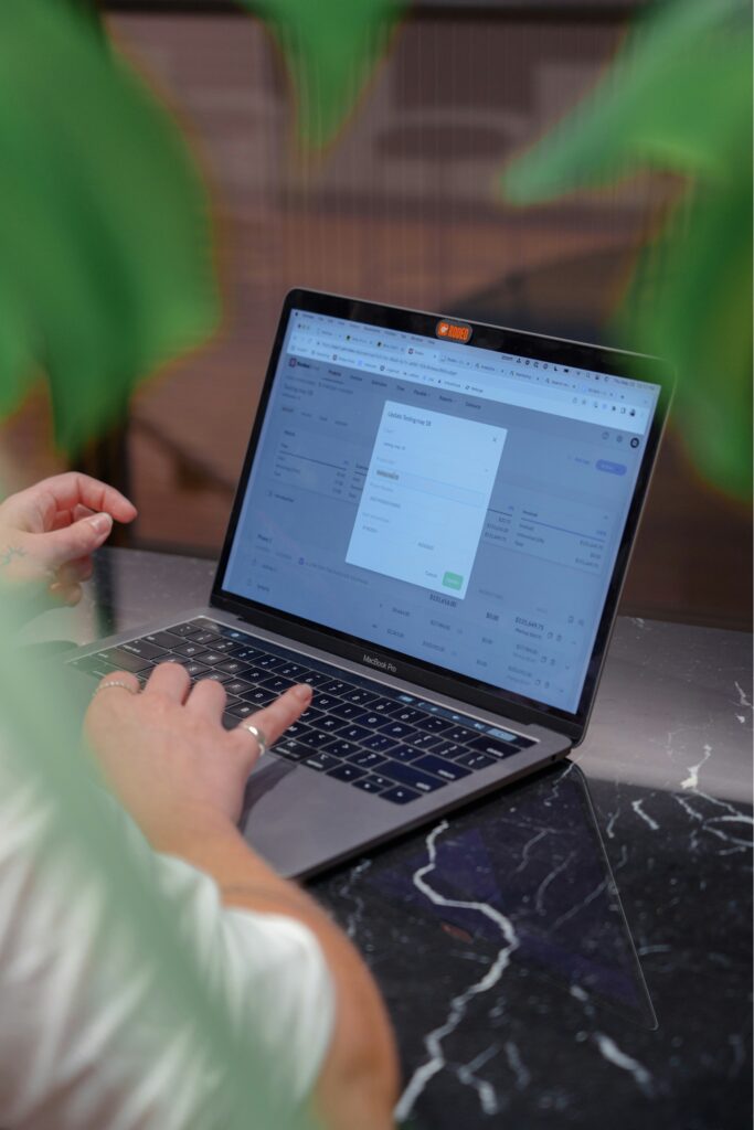 7 Alternatives to Freebe for Freelancers and Small Businesses in France